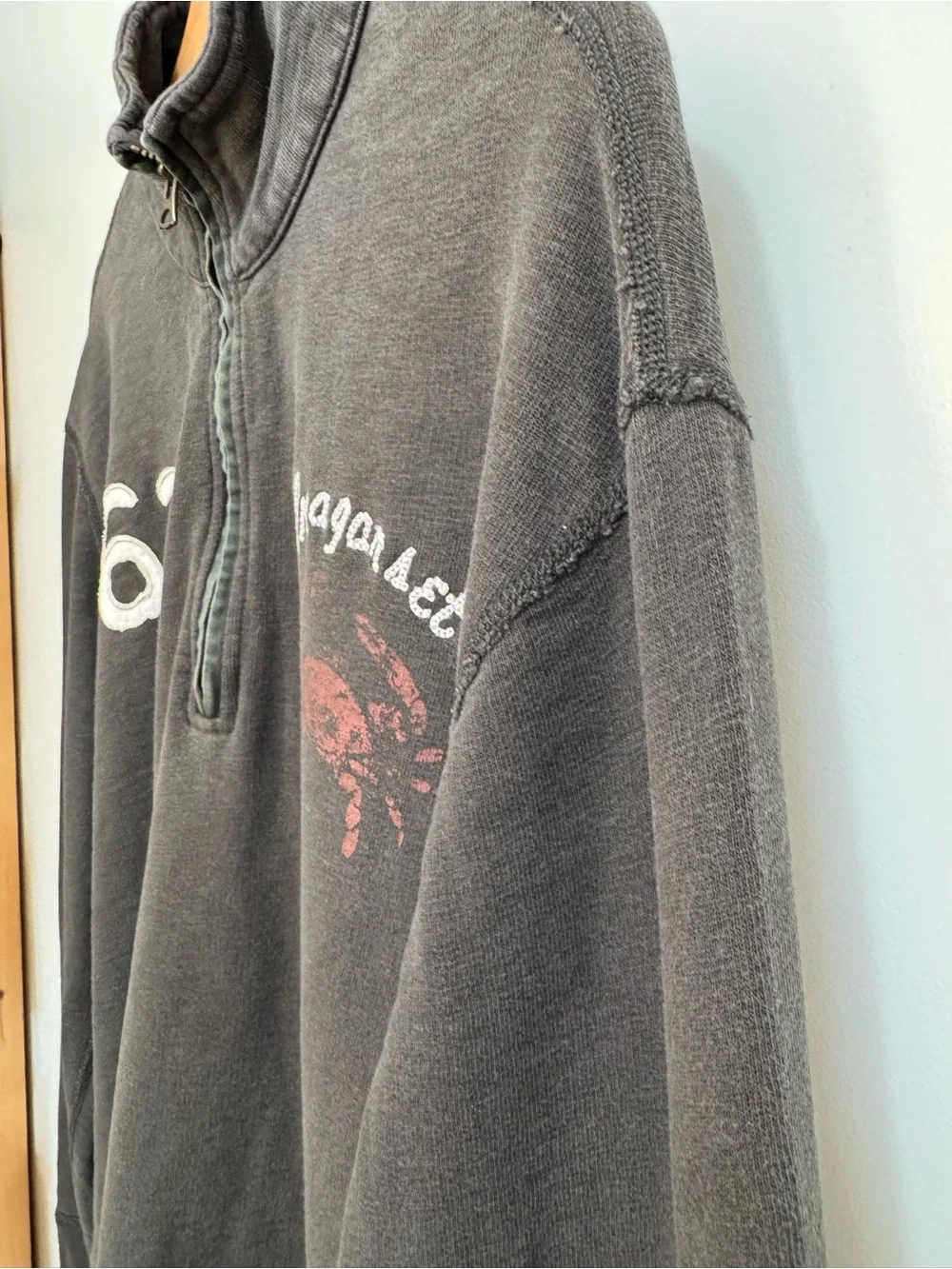 J. Crew Amagansett Embroidered Crab Quarter Zip Pullover Sweatshirt Men’s Large